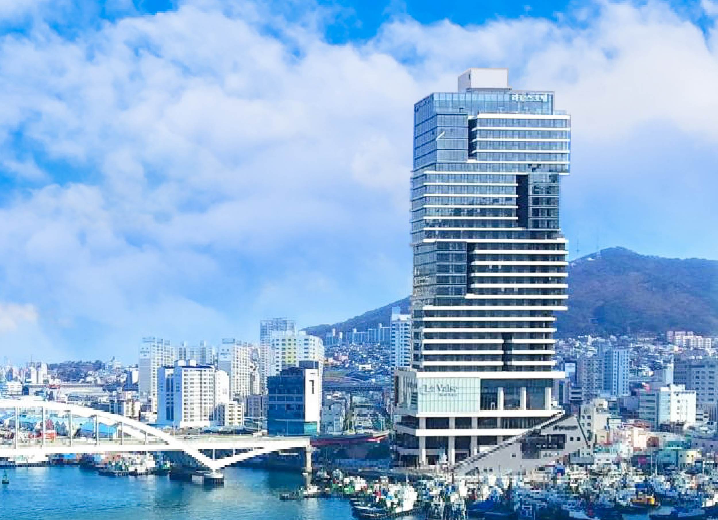 Lavalse Hotel 拉瓦爾斯飯店